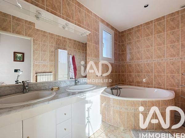 Maison à vendre 7 pièces 170 m² Narbonne