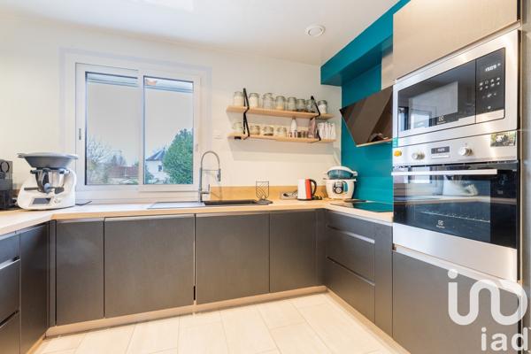 Maison traditionnelle 7 pièces de 136 m² à Itteville (91760)