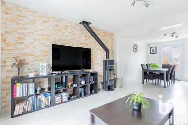 Maison traditionnelle 7 pièces de 136 m² à Itteville (91760)