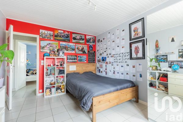 Maison traditionnelle 7 pièces de 136 m² à Itteville (91760)