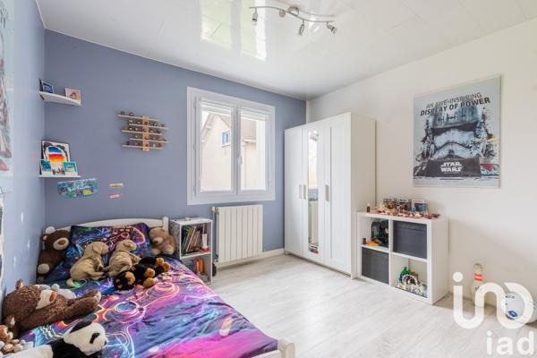 Maison traditionnelle 7 pièces de 136 m² à Itteville (91760)