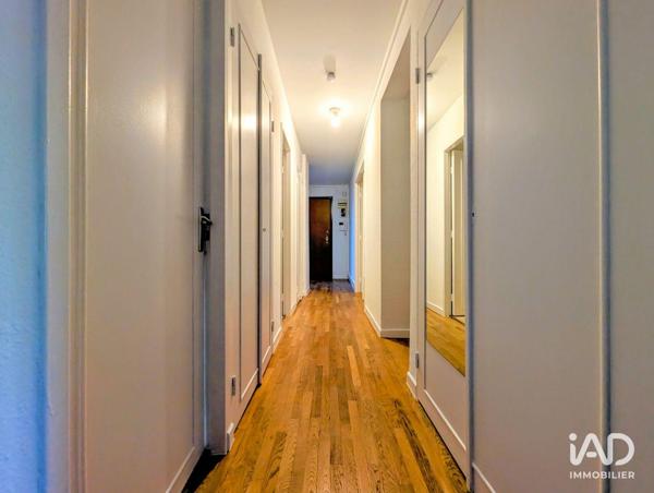 Location appartement 4 pièces 99 m² Metz