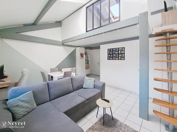 A ne pas rater !!! T2 de 44,43 m² avec stationnement privatif dans petite copropriété de 6 lots sécurisée,
