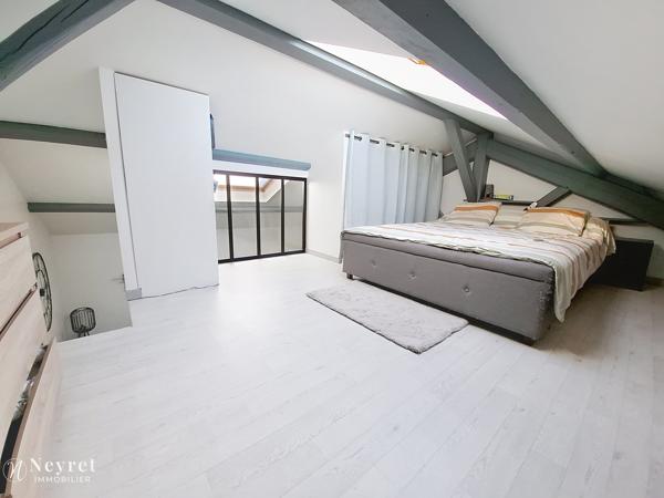 A ne pas rater !!! T2 de 44,43 m² avec stationnement privatif dans petite copropriété de 6 lots sécurisée,