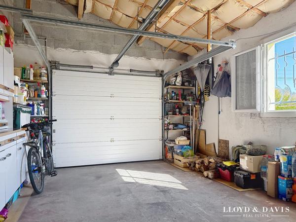 Plain-pied T4-5 sur 1000m² de terrain paysagé