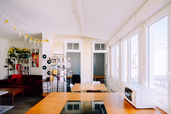Appartement T2 lumineux de 48,95 m² dans un bel immeuble en pierre