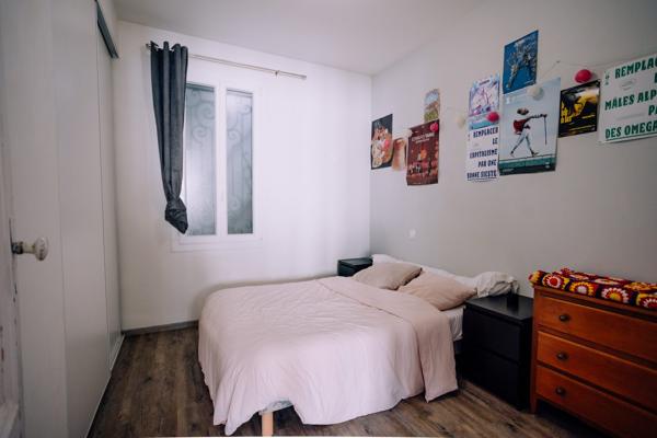 Appartement T2 lumineux de 48,95 m² dans un bel immeuble en pierre