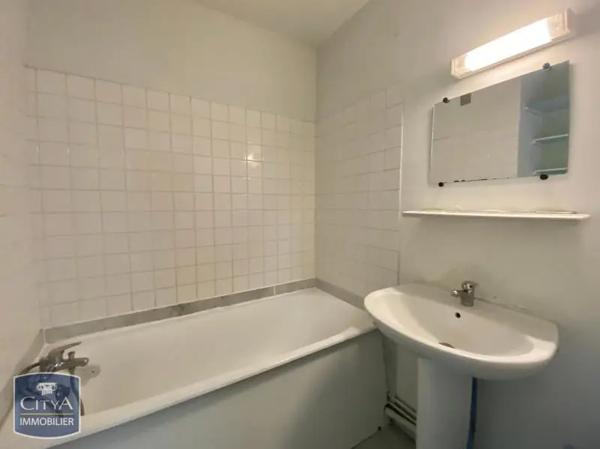 Appartement à louer 1 pièce 27.68m² Rouen (76000)