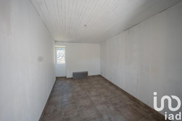 Maison de village 3 pièces de 70 m² à Alissas (07210)