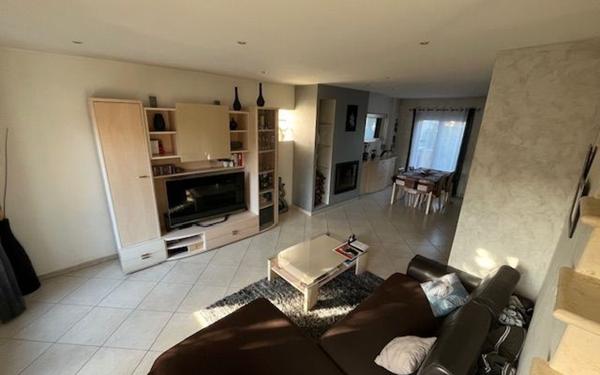 Maison à vendre    5 pièces • 102,37 m2 Gagny