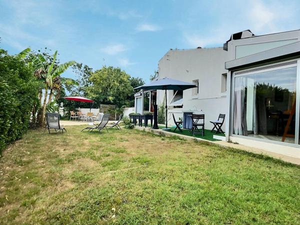 17480 - Maison de Charme 120 m2 - 4 pièce(s) - Le Château d'Oléron -