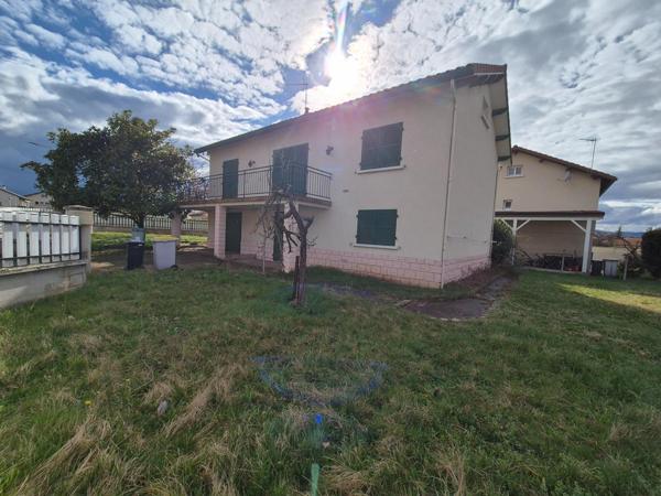 Maison à SURY-LE-COMTAL, 42450 - 6 pièces 150m²