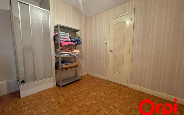 Maison à vendre    5 pièces •  Montcornet