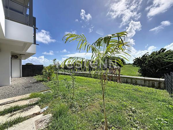 A Vendre Villa T4 en Duplex de 118.20m² Les HAUTS du GREEN à Saint François