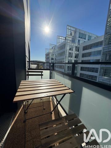 Location studio 27 m² Issy-les-Moulineaux