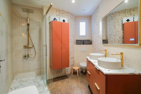 Appartement Paris 10e - CANAL SAINT MARTIN / LOUIS BLANC