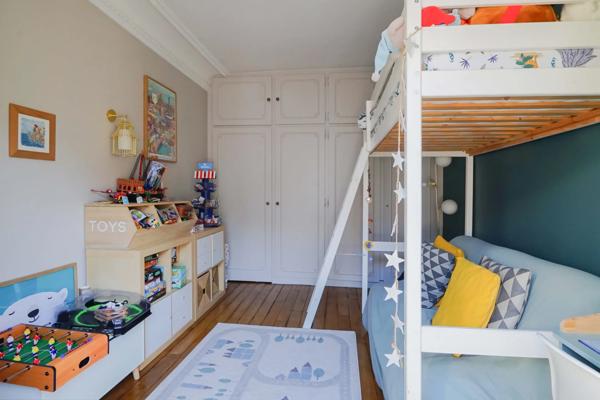 Appartement Paris 10e - CANAL SAINT MARTIN / LOUIS BLANC