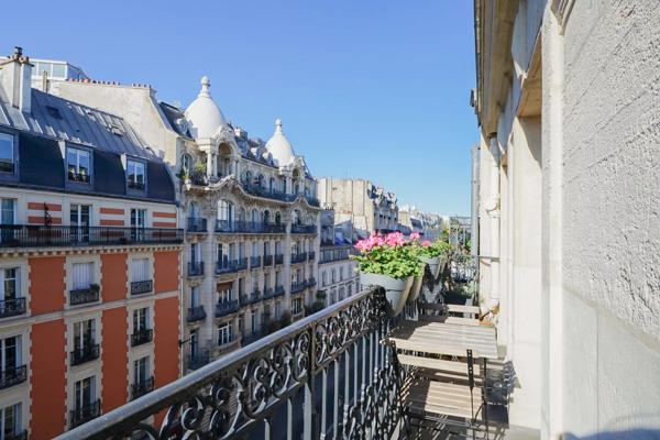 Appartement Paris 10e - CANAL SAINT MARTIN / LOUIS BLANC