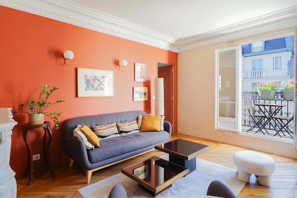 Appartement Paris 10e - CANAL SAINT MARTIN / LOUIS BLANC