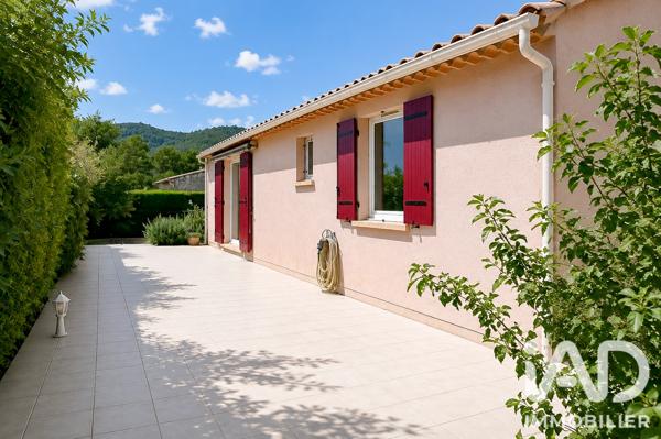 Maison à vendre 5 pièces 110 m² Cuges-les-Pins
