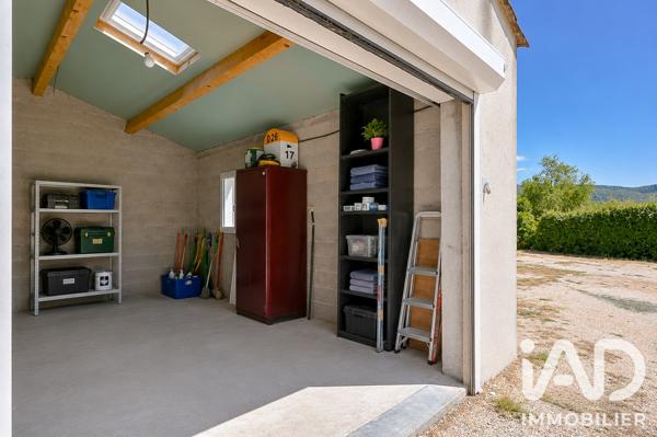 Maison à vendre 5 pièces 110 m² Cuges-les-Pins