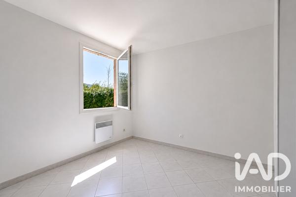 Maison à vendre 5 pièces 110 m² Cuges-les-Pins