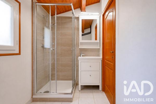 Maison à vendre 5 pièces 110 m² Cuges-les-Pins
