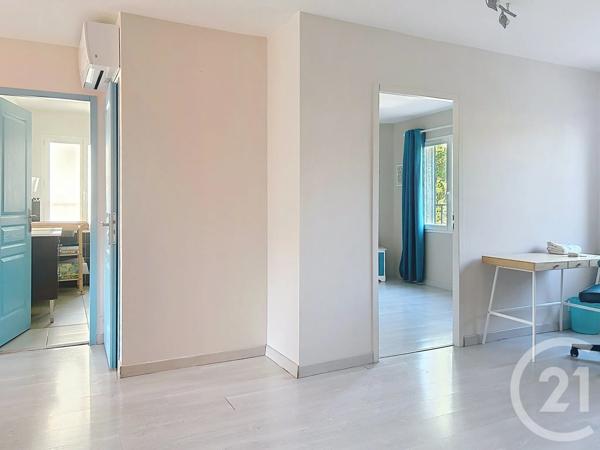Maison à vendre  5 pièces - 134,45 m 2   CERET  - 66