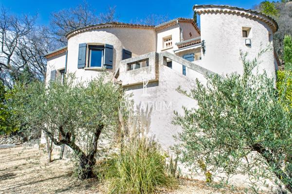 Volonne – Maison 166m² - appartement indépendant et garage