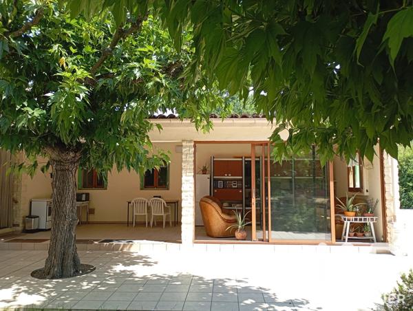 Maison à vendre 5 pièces 124 m² Camaret-sur-Aigues