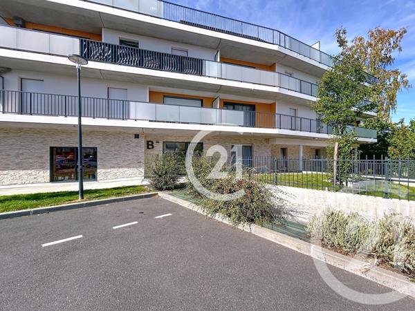 Appartement T3 à vendre  3 pièces - 60 m2 LE MESNIL ESNARD - 76