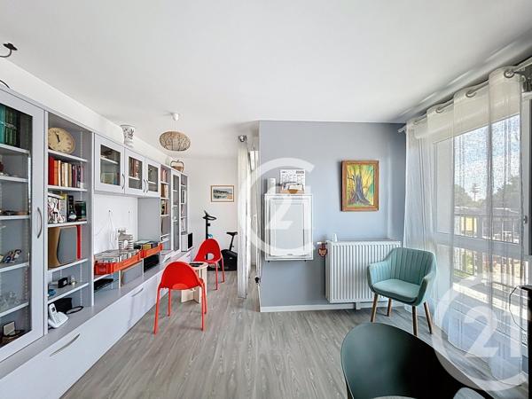 Appartement T3 à vendre  3 pièces - 60 m2 LE MESNIL ESNARD - 76