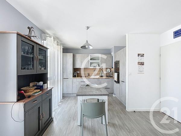 Appartement T3 à vendre  3 pièces - 60 m2 LE MESNIL ESNARD - 76