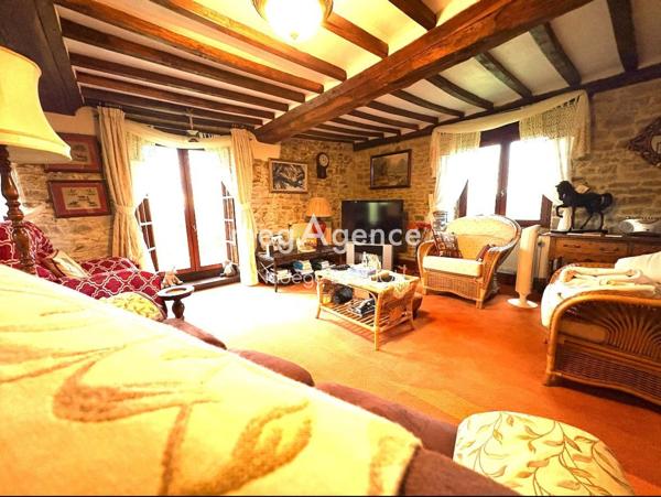 Maison à Vire Normandie, 14500 - 8 pièces 181m²