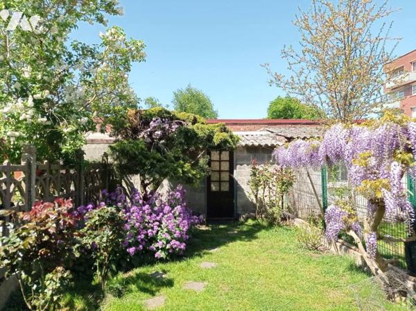 Maison de ville 3 chambres, jardin, proche CHR LILLE