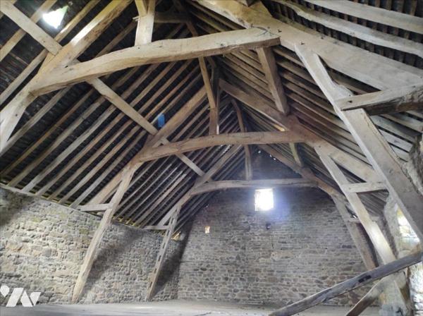 A rénover et à transformer, une loge en habitation