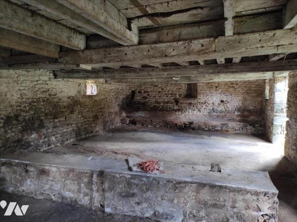 A rénover et à transformer, une loge en habitation