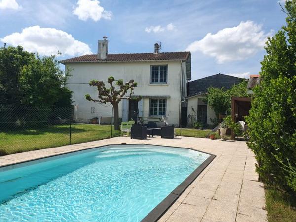 Maison charentaise Cozes 135 m²