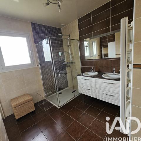 Maison à vendre 6 pièces 153,78 m² L'Étrat