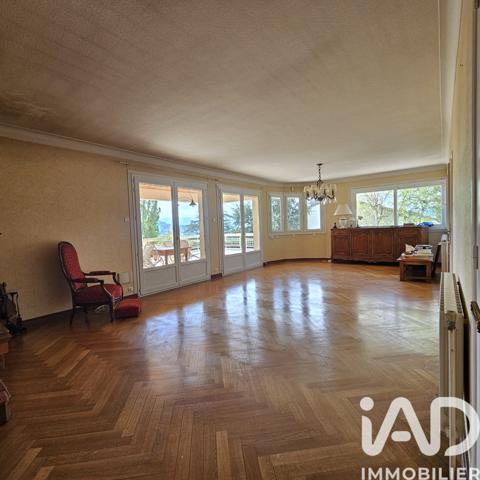 Maison à vendre 6 pièces 153,78 m² L'Étrat
