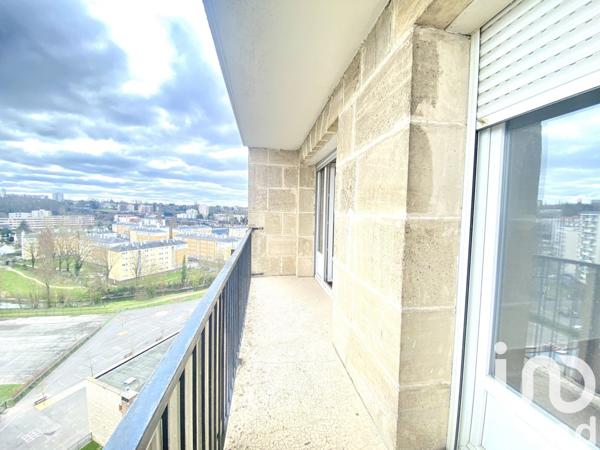 Appartement 4 pièces de 70 m² à Savigny-sur-Orge (91600)