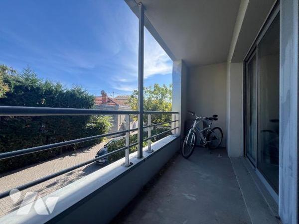 À VENDRE ? BORDEAUX, Rue Thérésia Cabarrus

Dans une résidence récente (2010), sécurisée et i...