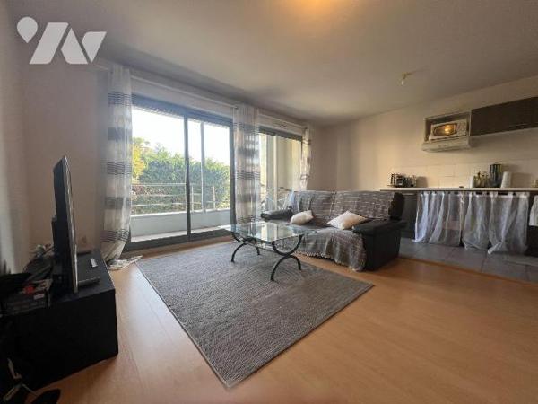 À VENDRE ? BORDEAUX, Rue Thérésia Cabarrus

Dans une résidence récente (2010), sécurisée et i...