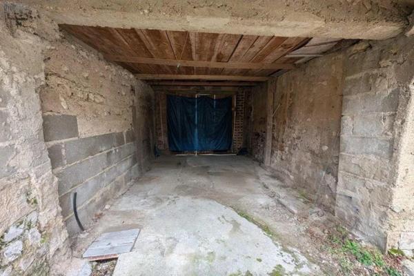 Maison de ville à vendre à Le Lude dans la Sarthe (72800), ref : 13861/1672