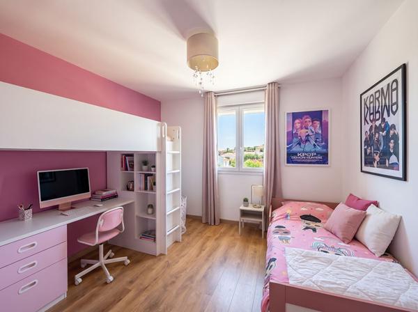 Les-Pennes-Mirabeau - Maison  5 pièces d'environ 96m²  avec piscine, jardin, climatisation, secteur calme