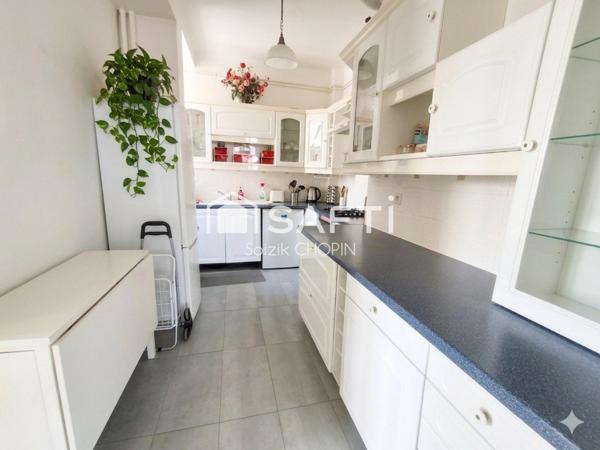 Bel appartement T5 vue sur la rade de Toulon