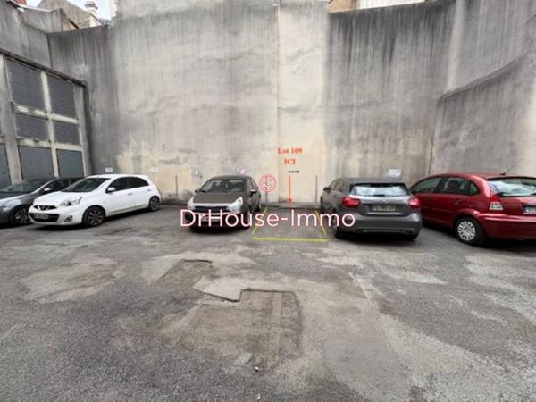 Parking / Box à louer de 15 m²