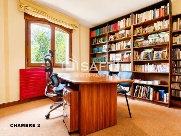 Maison T5 de standing de 138m2 + sous-sol aménagé avec piscine