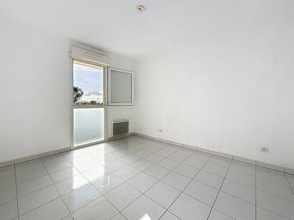 Appartement T2 Dernier étage avec Garage
