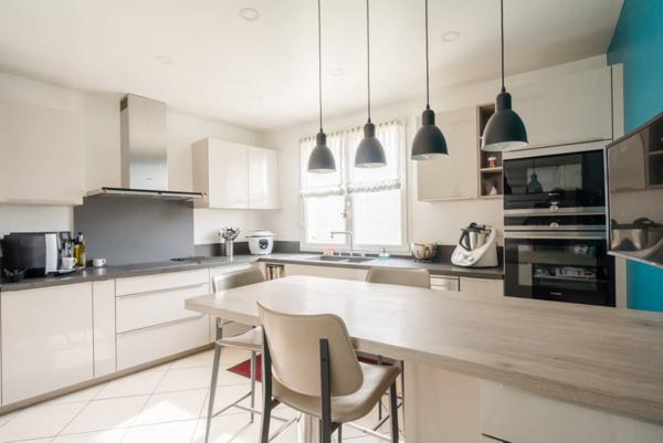 Maison à vendre 6 pièces de 120 m²